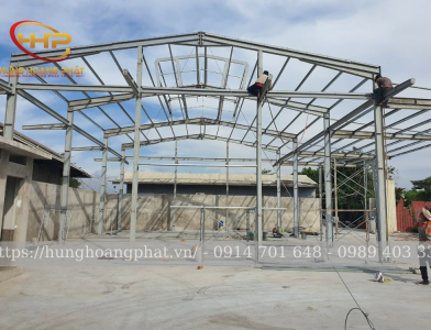 Thi công lắp dựng nhà kho cho công ty vận tải Bình Vinh Quận 9