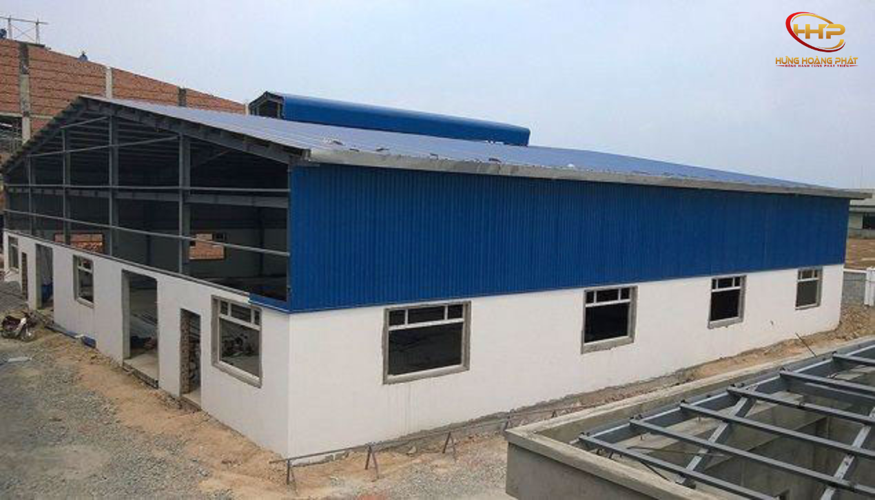 Thi công nhà kho thép tiền chế nhỏ gọn