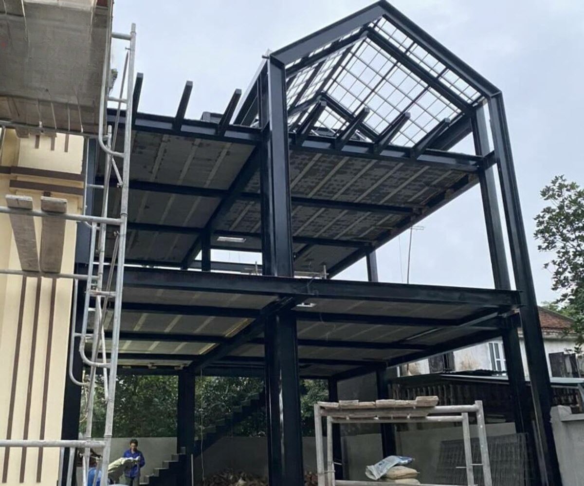 Xây dựng nhà thép tiền chế, Thi công nhà thép tiền chế Bình Dương