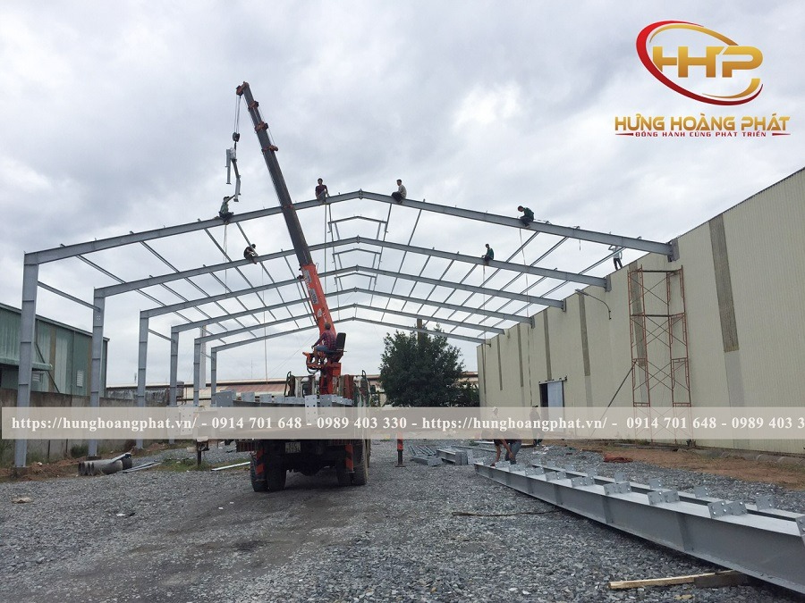nhà xưởng 2000m2