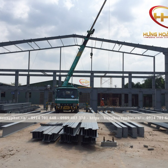 Nhà xưởng 2000m2